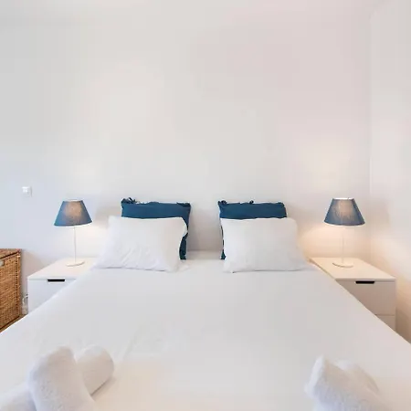 Comfortable In Campo Pequeno 아파트 *