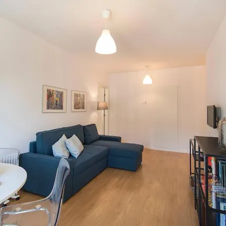 Comfortable In Campo Pequeno 리스본